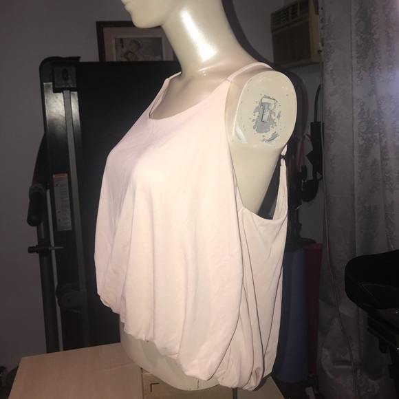 Pink top - Picture 1 of 4